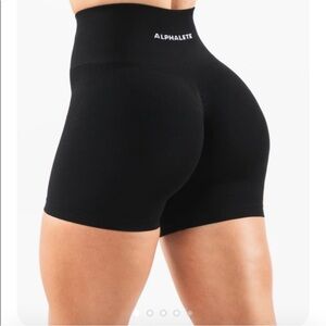 Alphalete amplify shorts